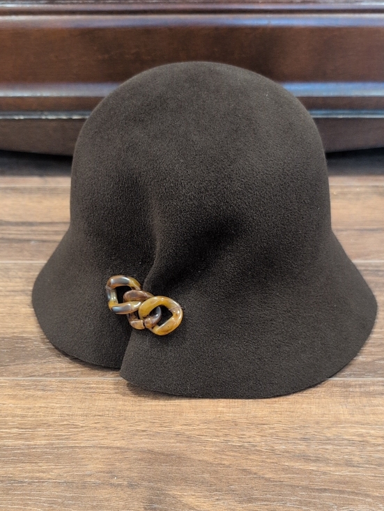 Hat Attack Accessories - Womens Chocolate Brown Felt Cloche Hat with Tortoiseshell Chain Bucket 1920s